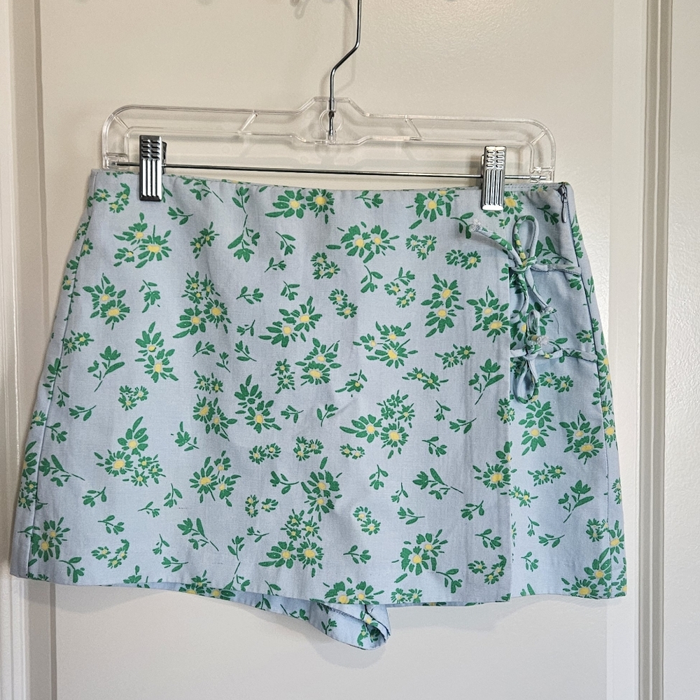 Zara Blue Green Yellow Floral Print Faux Tie Skort Women's Size Medium